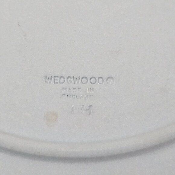 Vintage Wedgwood Collector Plate Lambeth Place Christmas Blue Jasperware 1982 - Picture 7 of 9